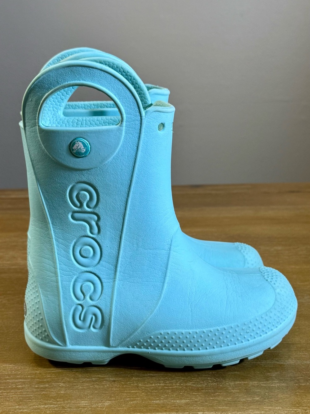 CROCS Handle It Rain Boots Lt Blue Waterproof Pull On Sz 12